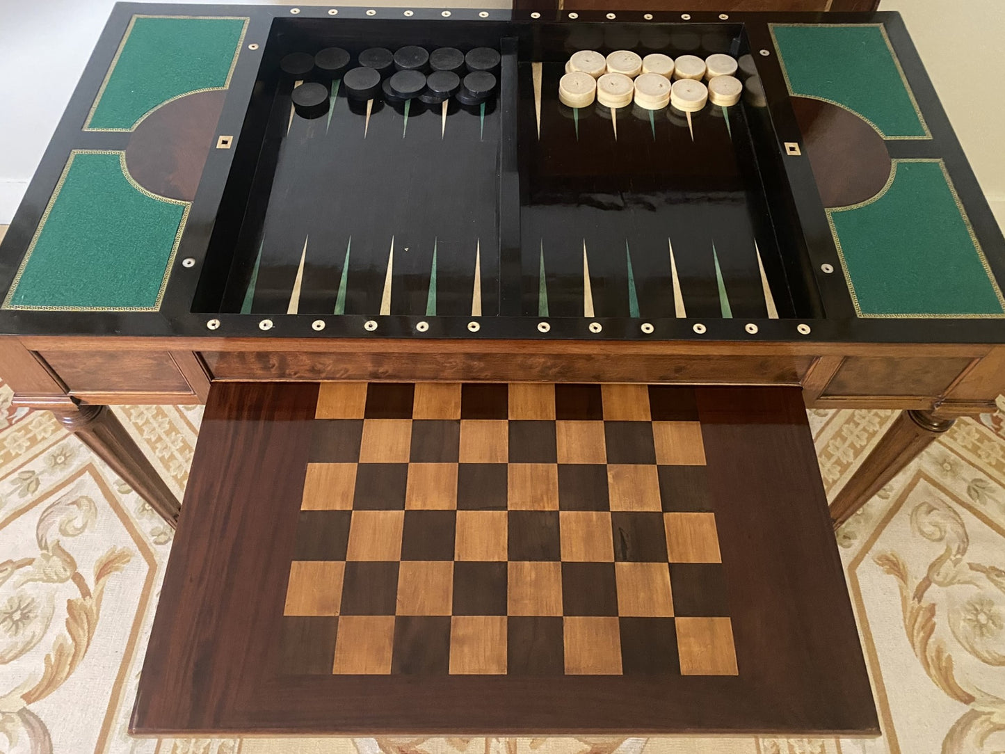 LOUIS XVI SPEELTAFEL