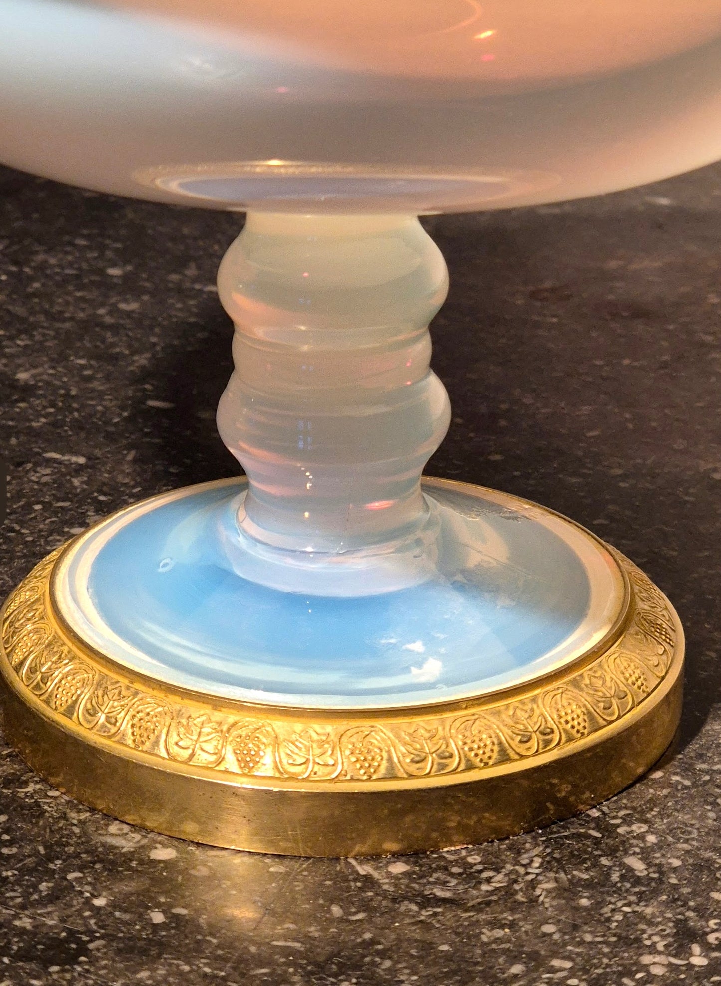 Opaline coupe