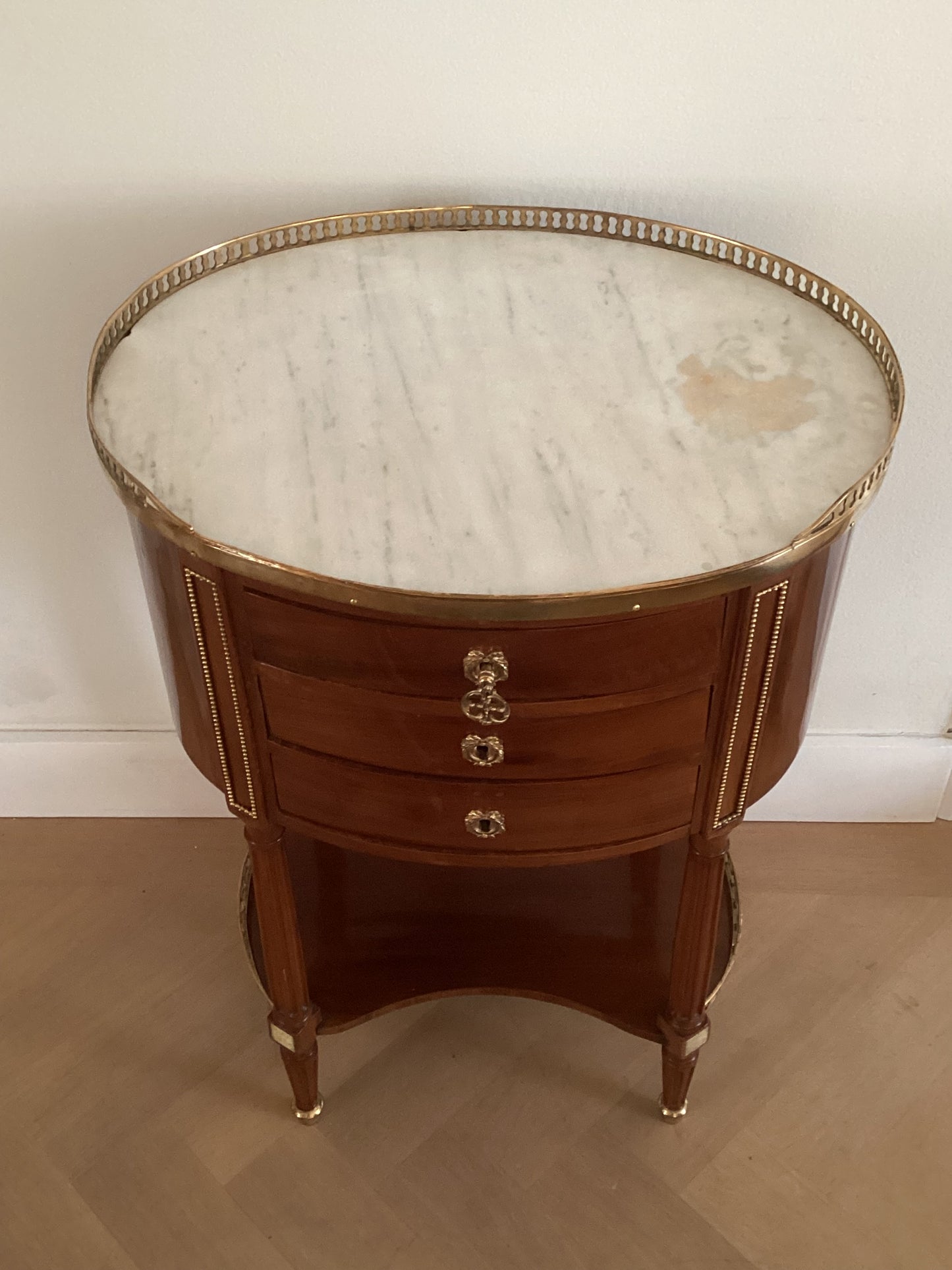 Salontafeltje Louis XVI