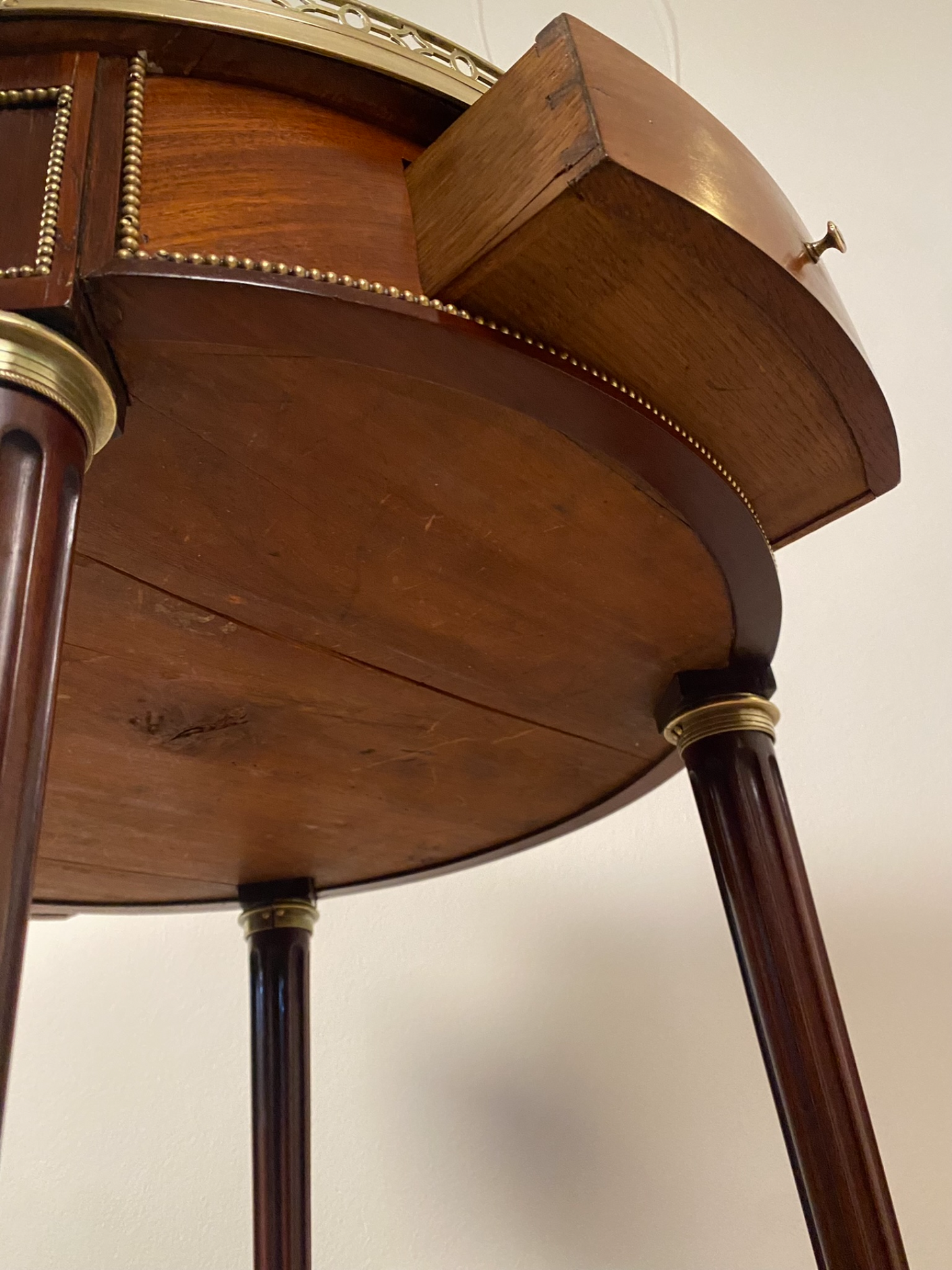 Table bouillotte Louis XVI