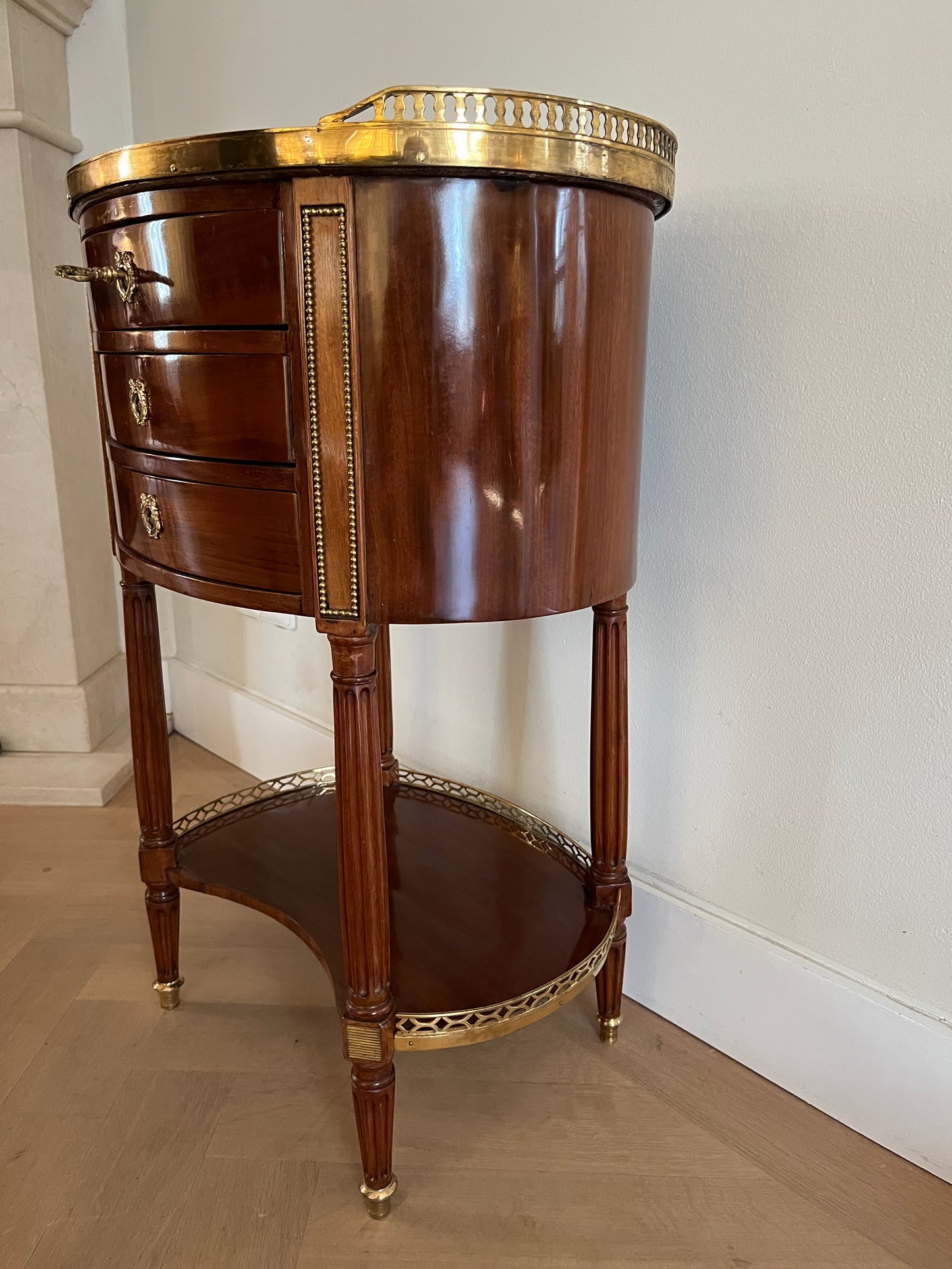 Salontafeltje Louis XVI