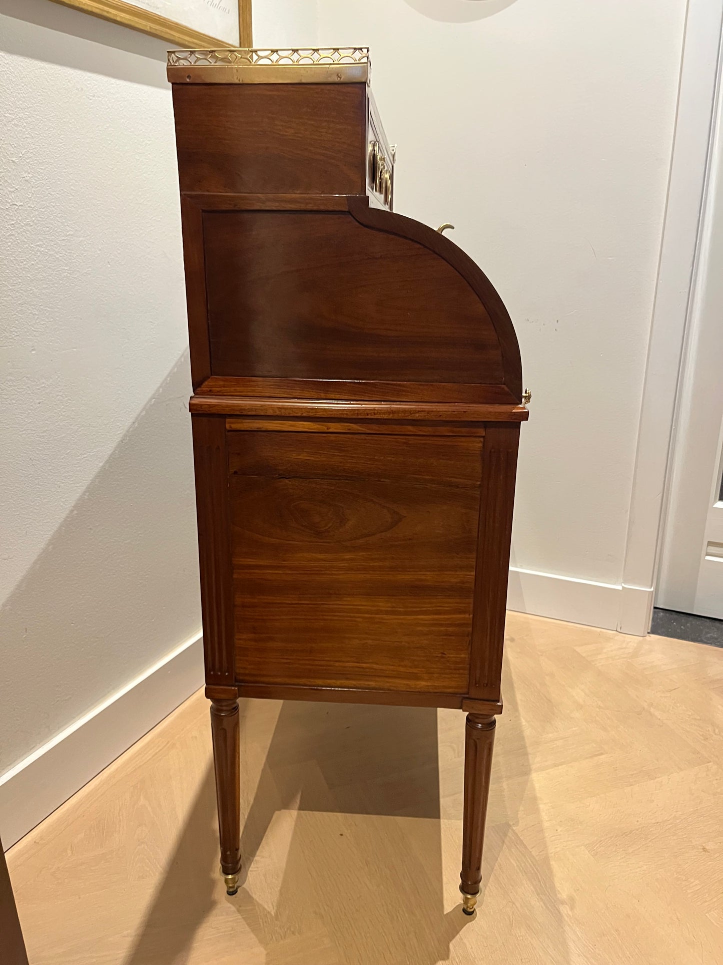 Commode-schrijfbureau