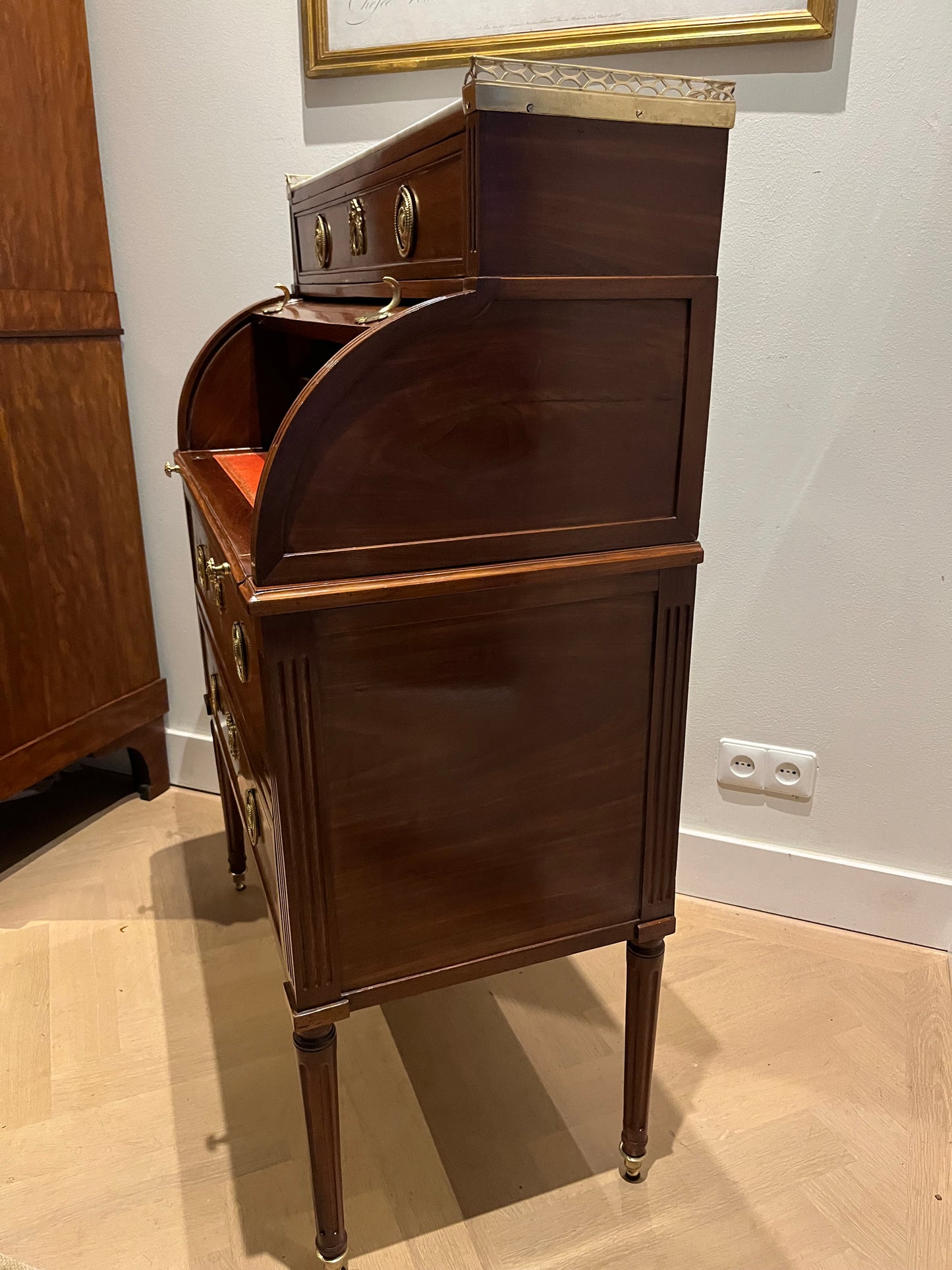Commode-schrijfbureau