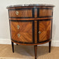 Demi-lune commode
